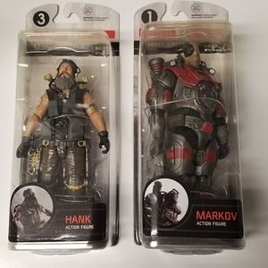 2 action figures
